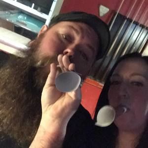 Meet your Posher, Holly